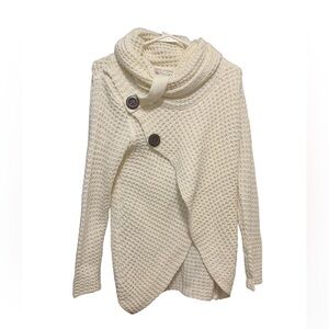 Anthropologie Oliver by escio‎ size small, white sweater